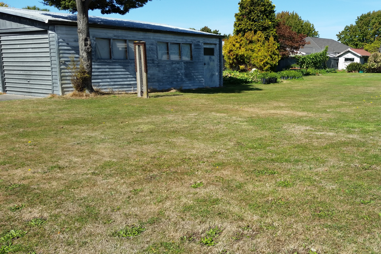 Photo of property in 17 Chipping Lane, Redwood, Christchurch, 8051