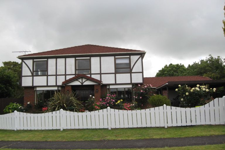 Photo of property in 1 Chica Place, Conifer Grove, Takanini, 2112