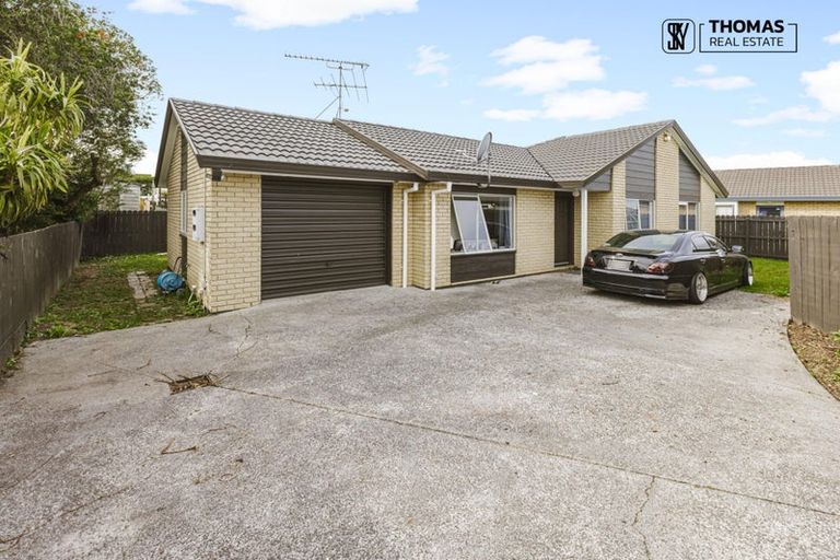 Photo of property in 2/24 Horlicks Place, Randwick Park, Auckland, 2105