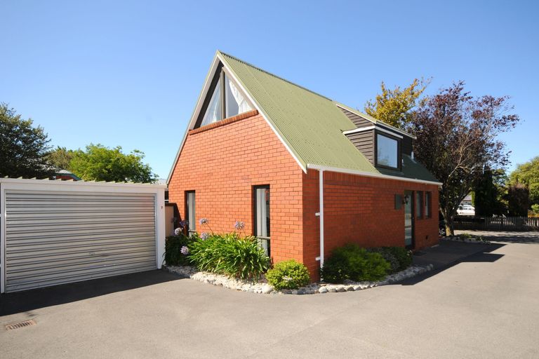 Photo of property in 7/2 Rehua Lane, St Albans, Christchurch, 8014