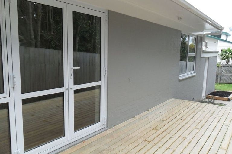 Photo of property in 2/1 Balmain Road, Birkenhead, Auckland, 0626