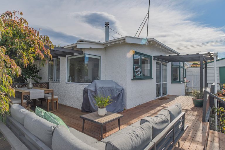 Photo of property in 1 Belfield Street, Waimataitai, Timaru, 7910