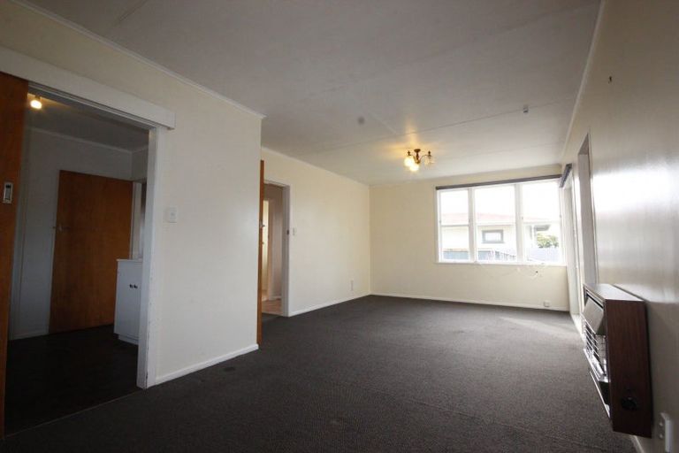 Photo of property in 135 College Street, Awapuni, Palmerston North, 4412