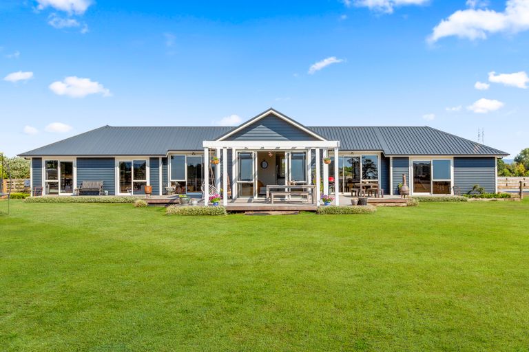 Photo of property in 6 Diane Place, Te Kowhai, Hamilton, 3288