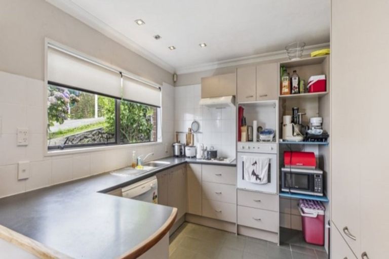 Photo of property in 118a Sutherland Road, Brookfield, Tauranga, 3110