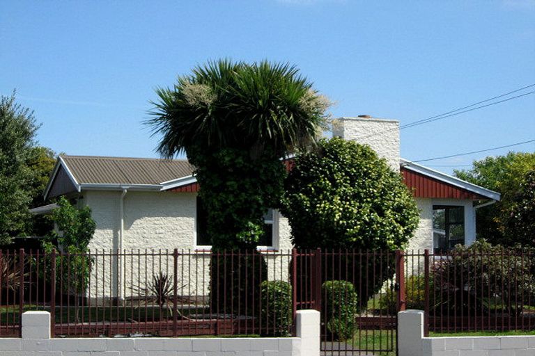 Photo of property in 9 Rowses Road, Aranui, Christchurch, 8061