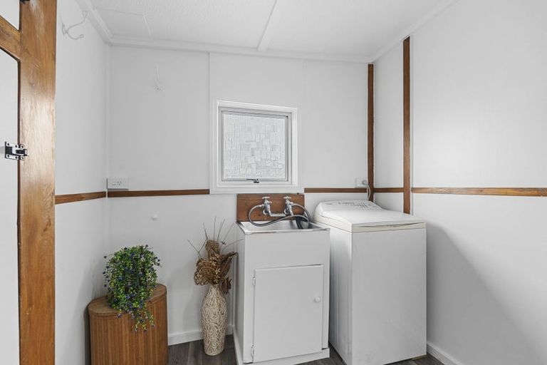 Photo of property in 102 Centennial Avenue, Waitara, 4320