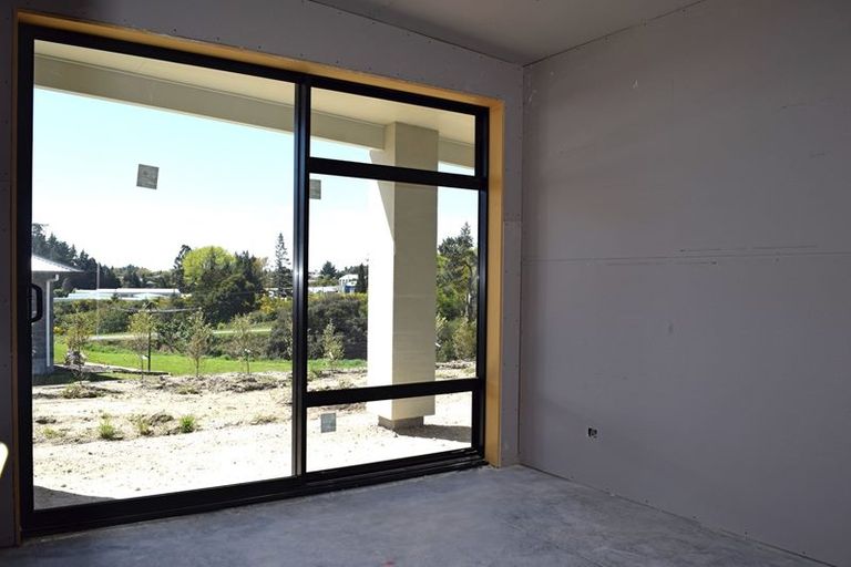 Photo of property in 41 Coprosma Crescent, Waipahihi, Taupo, 3330
