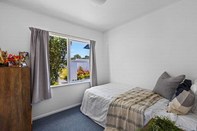 Photo of property in 1/46 Matipo Road, Mairangi Bay, Auckland, 0630