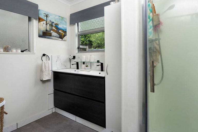 Photo of property in 45 Dorset Street, Picton, 7220