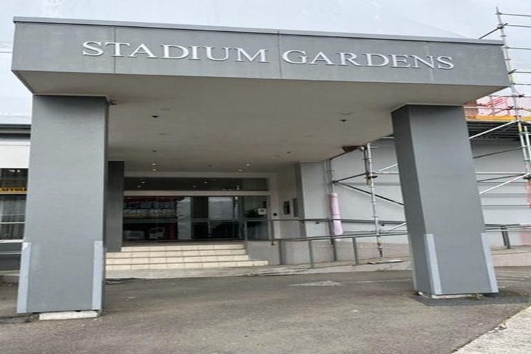 Photo of property in Stadium Garden Flats, 314/107 Thorndon Quay, Pipitea, Wellington, 6011