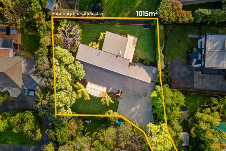 Photo of property in 99 Churchill Road, Murrays Bay, Auckland, 0630