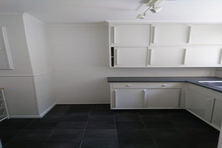 Photo of property in 15b Dormar Place, Churton Park, Wellington, 6037