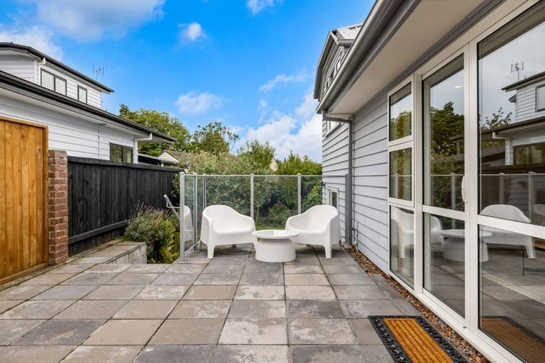 Photo of property in 36b Wades Avenue, Saint Martins, Christchurch, 8022