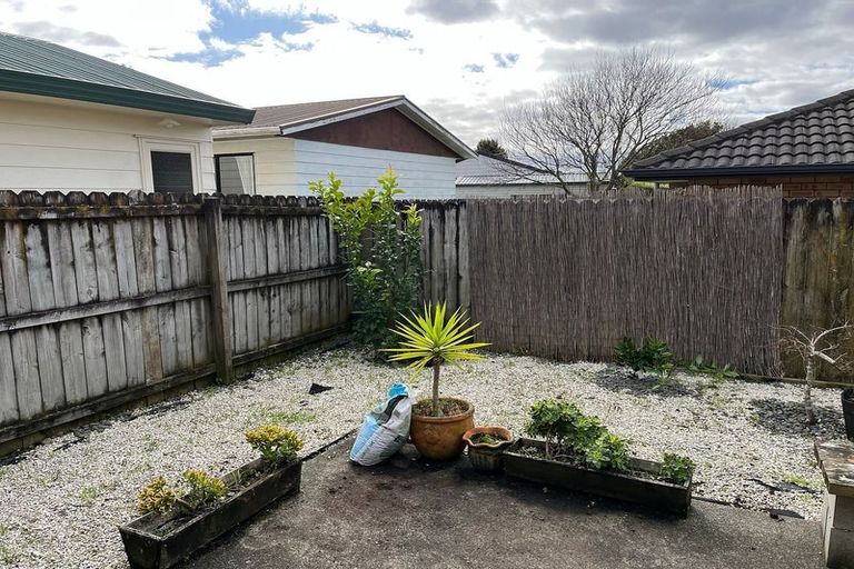 Photo of property in 8 Orbit Place, Flat Bush, Auckland, 2019
