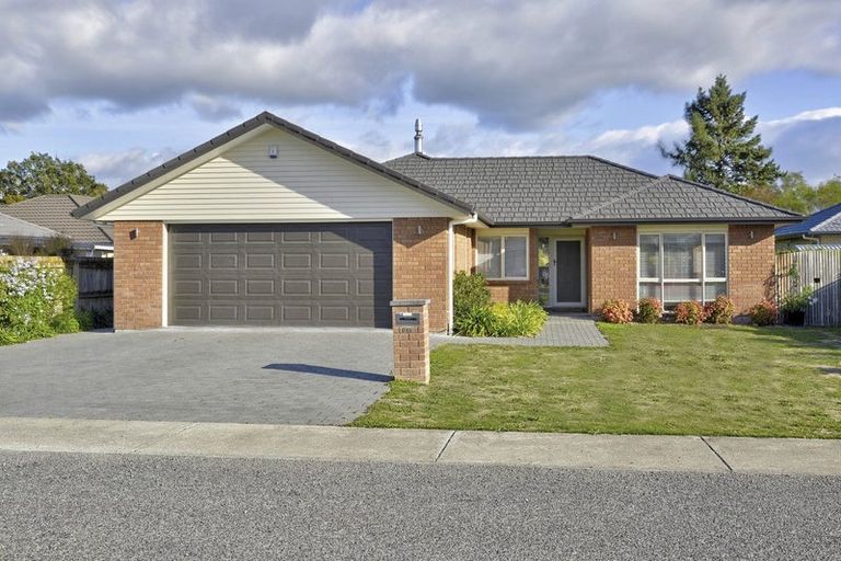 Photo of property in 1 Madison Street, Carterton, 5713