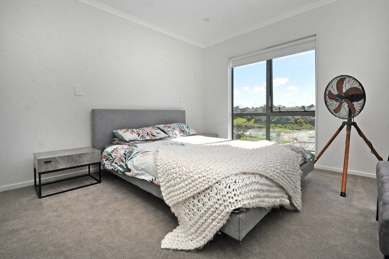 Photo of property in 90 Te Napi Drive, Takanini, 2112