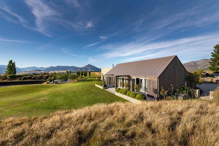 Photo of property in 167 Stevenson Road, Wanaka, 9382