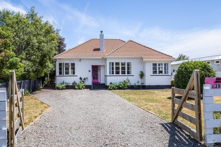 Photo of property in 28 Garrison Street, Carterton, 5713
