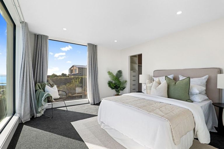 Photo of property in 280 Major Hornbrook Road, Mount Pleasant, Christchurch, 8081