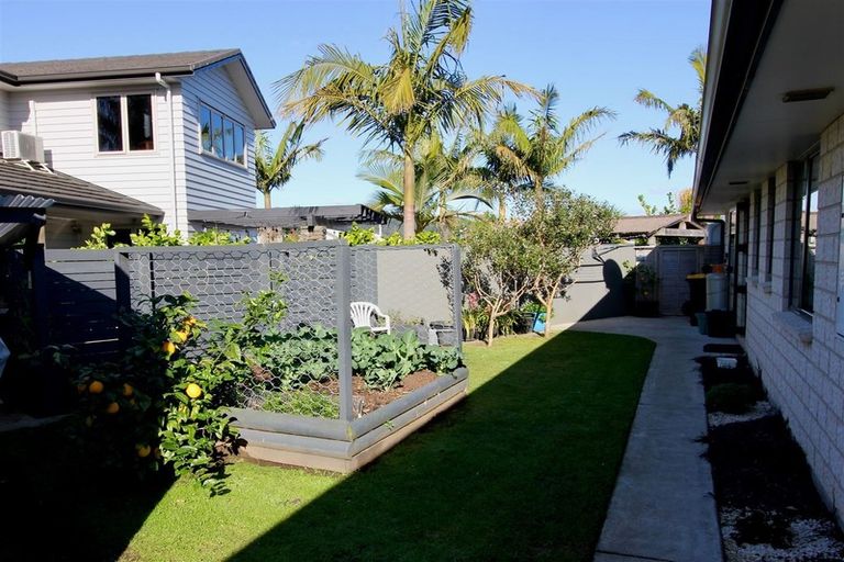 Photo of property in 20 Aquila Drive, Whitianga, 3510