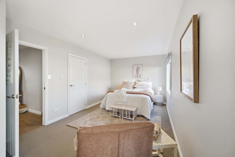 Photo of property in 31 Beechwood Road, Rothesay Bay, Auckland, 0630