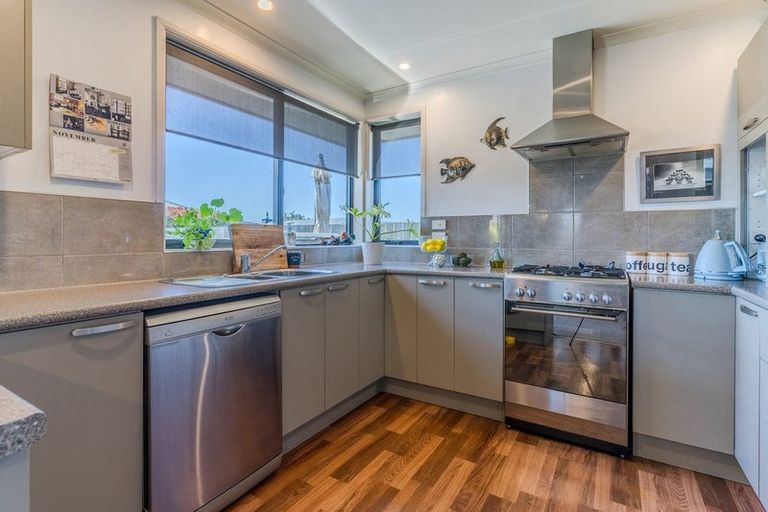 Photo of property in 27 Rhoboro Road, Twizel, 7901