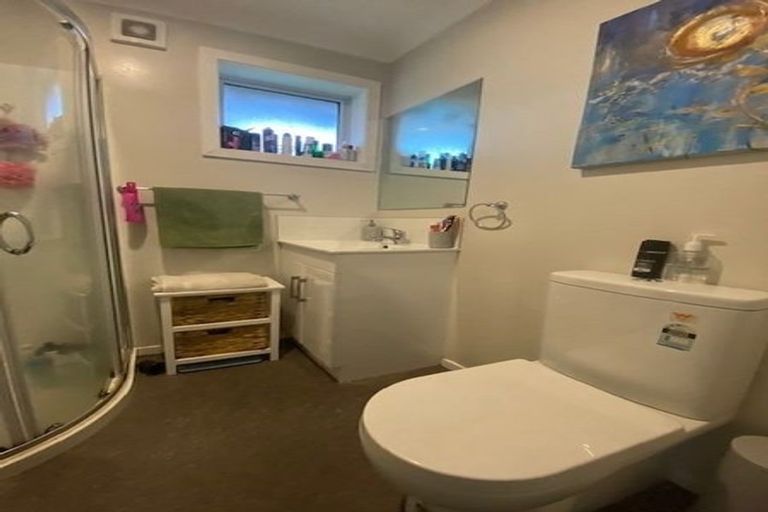 Photo of property in 4 Eatwell Avenue, Paraparaumu Beach, Paraparaumu, 5032