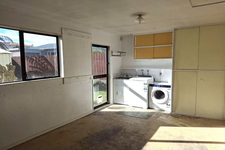 Photo of property in 2/53 Clifford Road, Johnsonville, Wellington, 6037