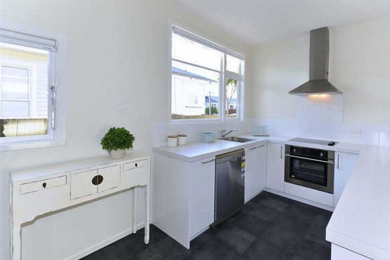 Photo of property in 22 Gibbon Street, Sydenham, Christchurch, 8023