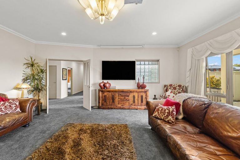 Photo of property in 176b Heta Road, Highlands Park, New Plymouth, 4312