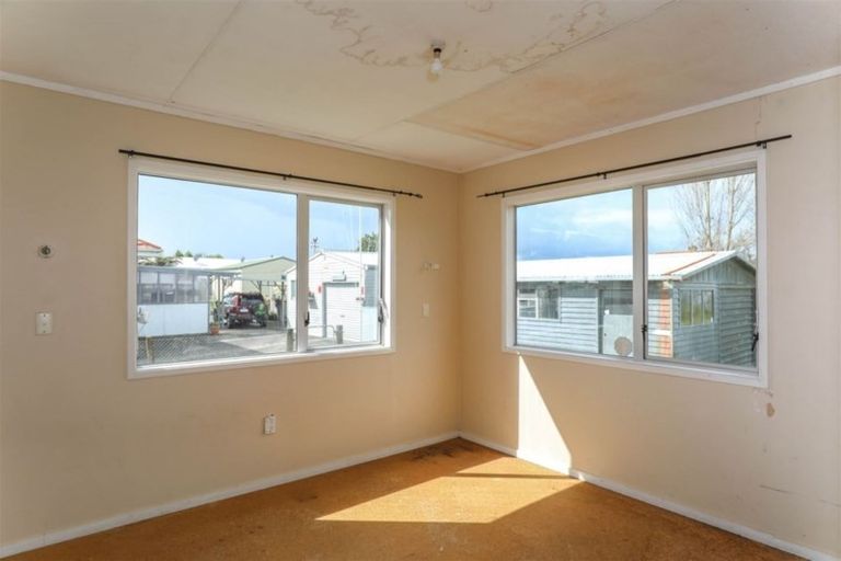 Photo of property in 162 Hakanoa Street, Huntly, 3700