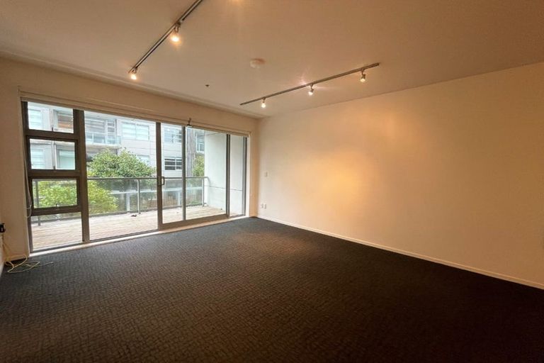 Photo of property in Revolucion Apartments, 302n/28 Torrens Terrace, Mount Cook, Wellington, 6011