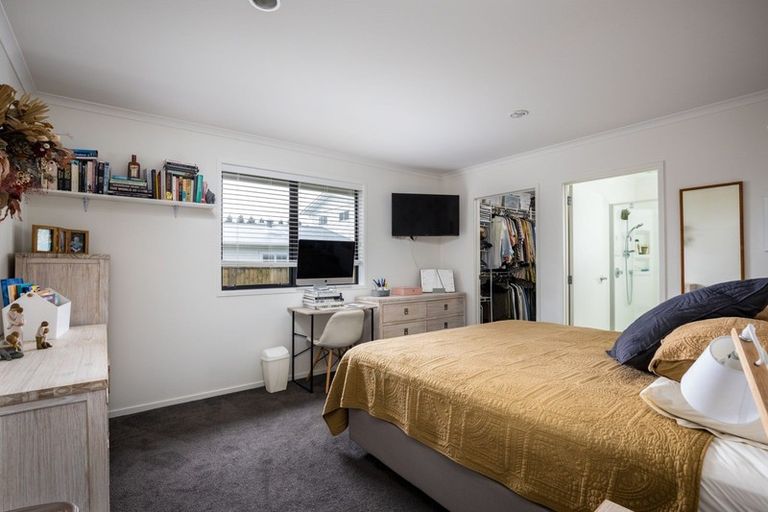 Photo of property in 503 Richmond Road, Lepperton, New Plymouth, 4373