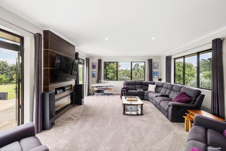 Photo of property in 9 Millbrook Drive, Waiuku, 2683