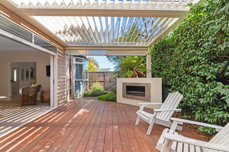 Photo of property in 14a Harakeke Street, Riccarton, Christchurch, 8011