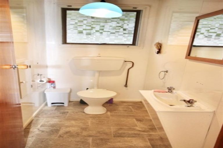 Photo of property in 6 Oxford Road, Lake Rotoma, Rotorua, 3074