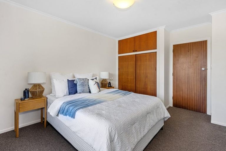 Photo of property in 2/205 Matsons Avenue, Papanui, Christchurch, 8053