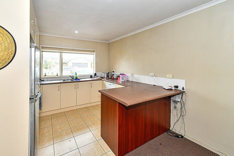 Photo of property in 20 Tussock Avenue, Mangere, Auckland, 2022
