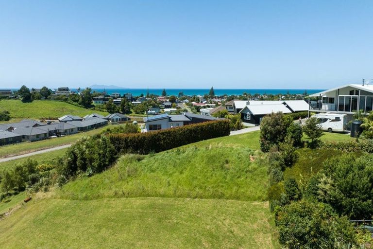 Photo of property in 20 Tohora View, Waihi Beach, 3611