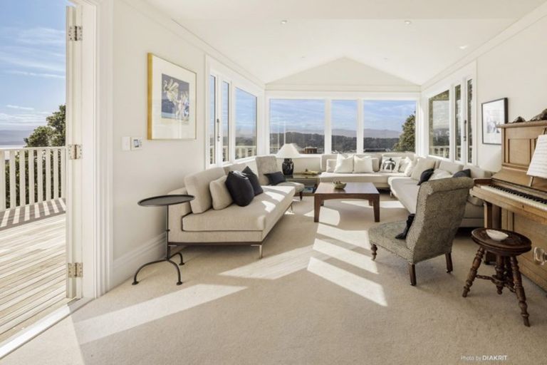 Photo of property in 18 Central Terrace, Kelburn, Wellington, 6012