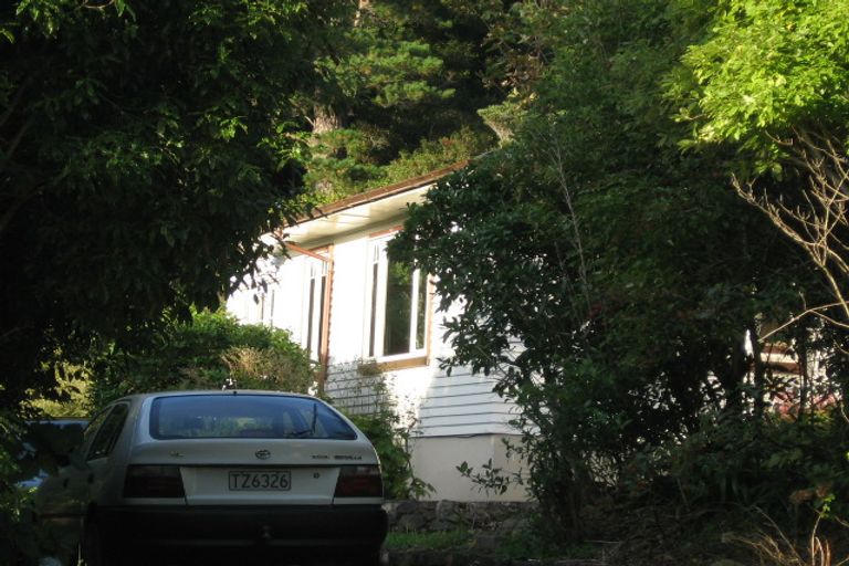 Photo of property in 525 Stokes Valley Road, Stokes Valley, Lower Hutt, 5019