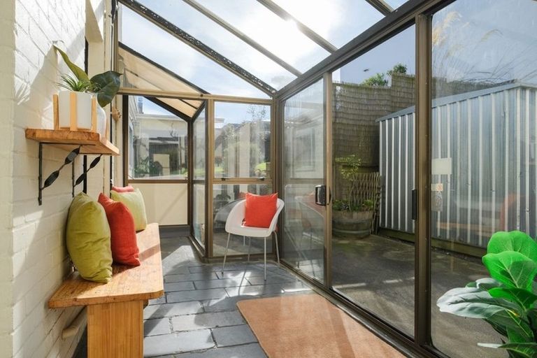 Photo of property in 2 Macnee Street, Mornington, Dunedin, 9011