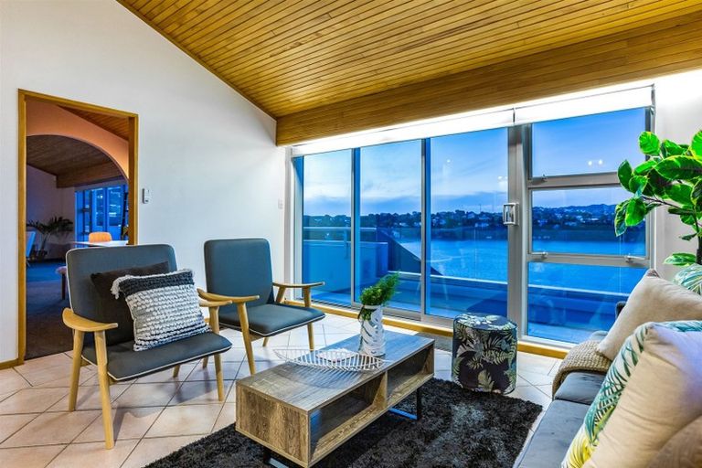 Photo of property in 35 Bosun Terrace, Whitby, Porirua, 5024
