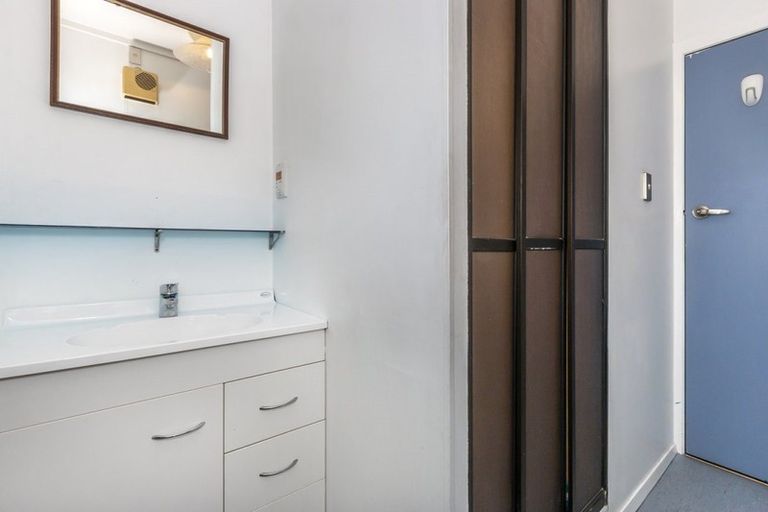 Photo of property in 61 Falcon Street, New Brighton, Christchurch, 8061