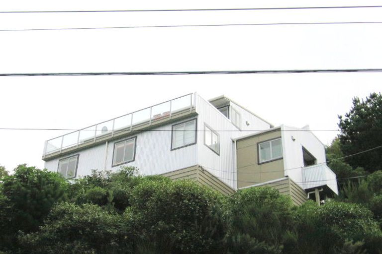 Photo of property in 9 Whaui Street, Vogeltown, Wellington, 6021