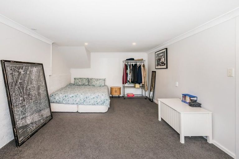 Photo of property in 33 Ocean Road, Paraparaumu Beach, Paraparaumu, 5032