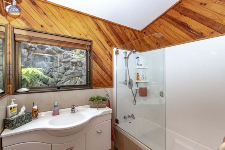 Photo of property in 33 Burns Road, Hospital Hill, Napier, 4110