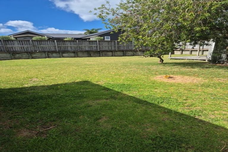 Photo of property in 7 Finch Street, One Tree Point, 0118