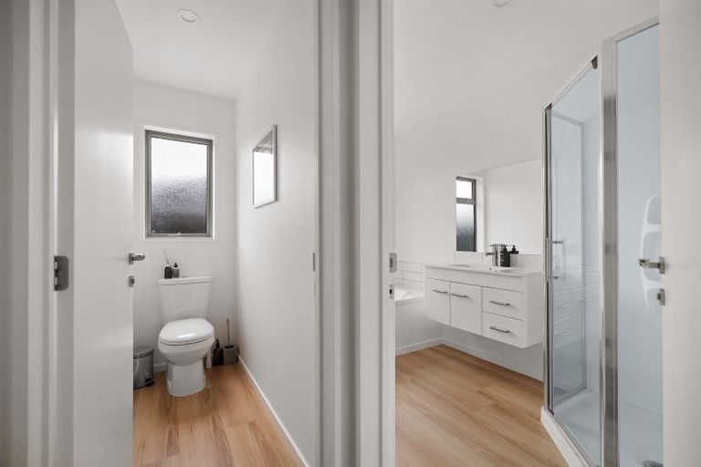 Photo of property in 5a Cone Peak Close, Lake Hayes, Queenstown, 9304